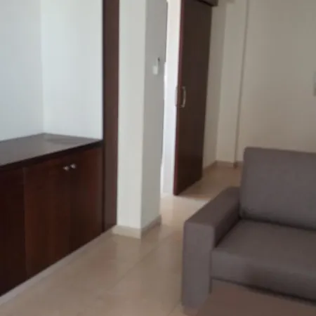 Apartment 202 Mandritis Court *